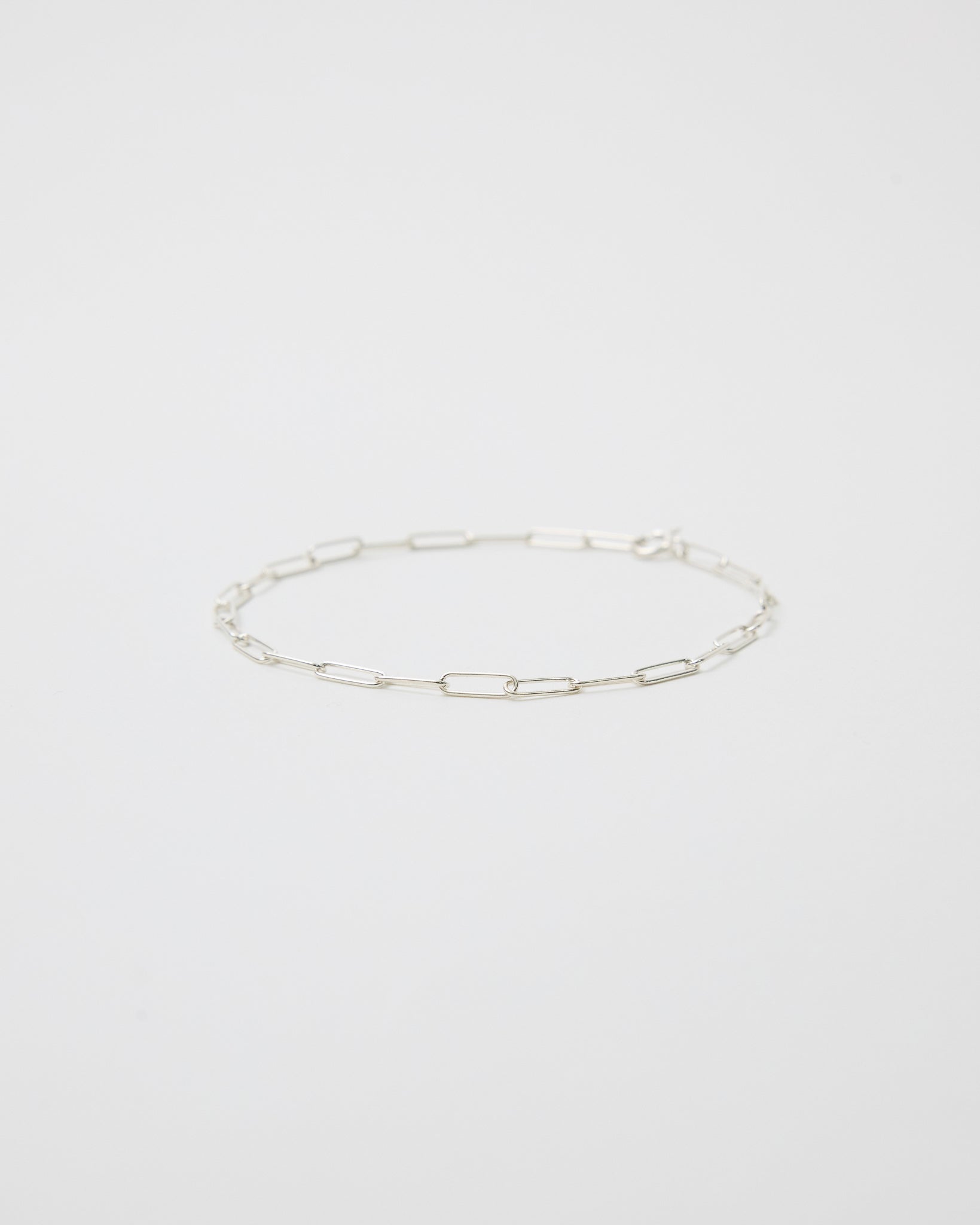 B570 - paperclip chic