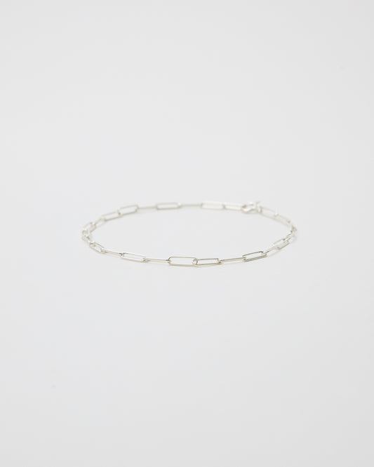 B570 - paperclip chic *in stock