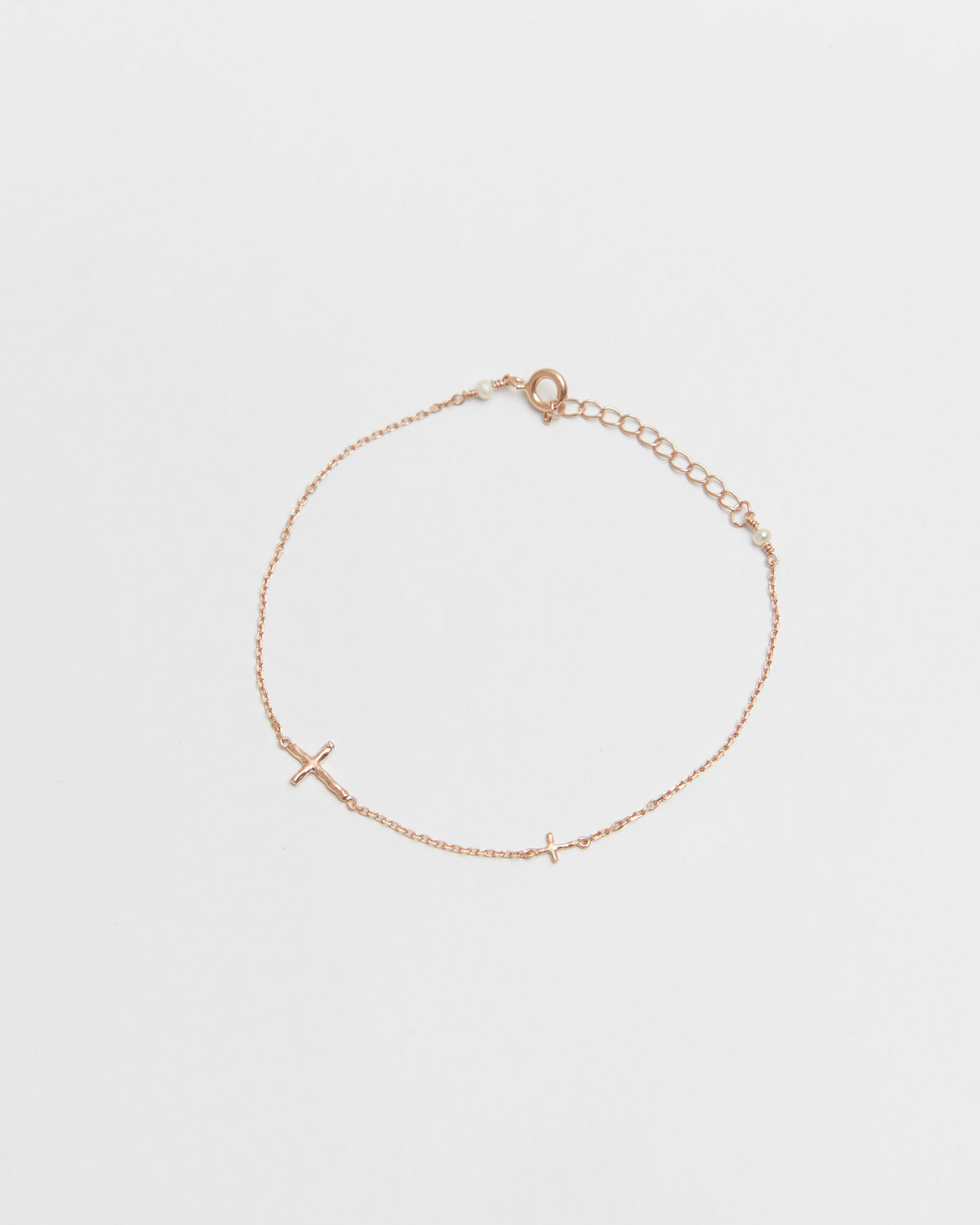 cross axis chain bracelet in pink gold – fine chain with sideways cross and extender chain | HANNA543