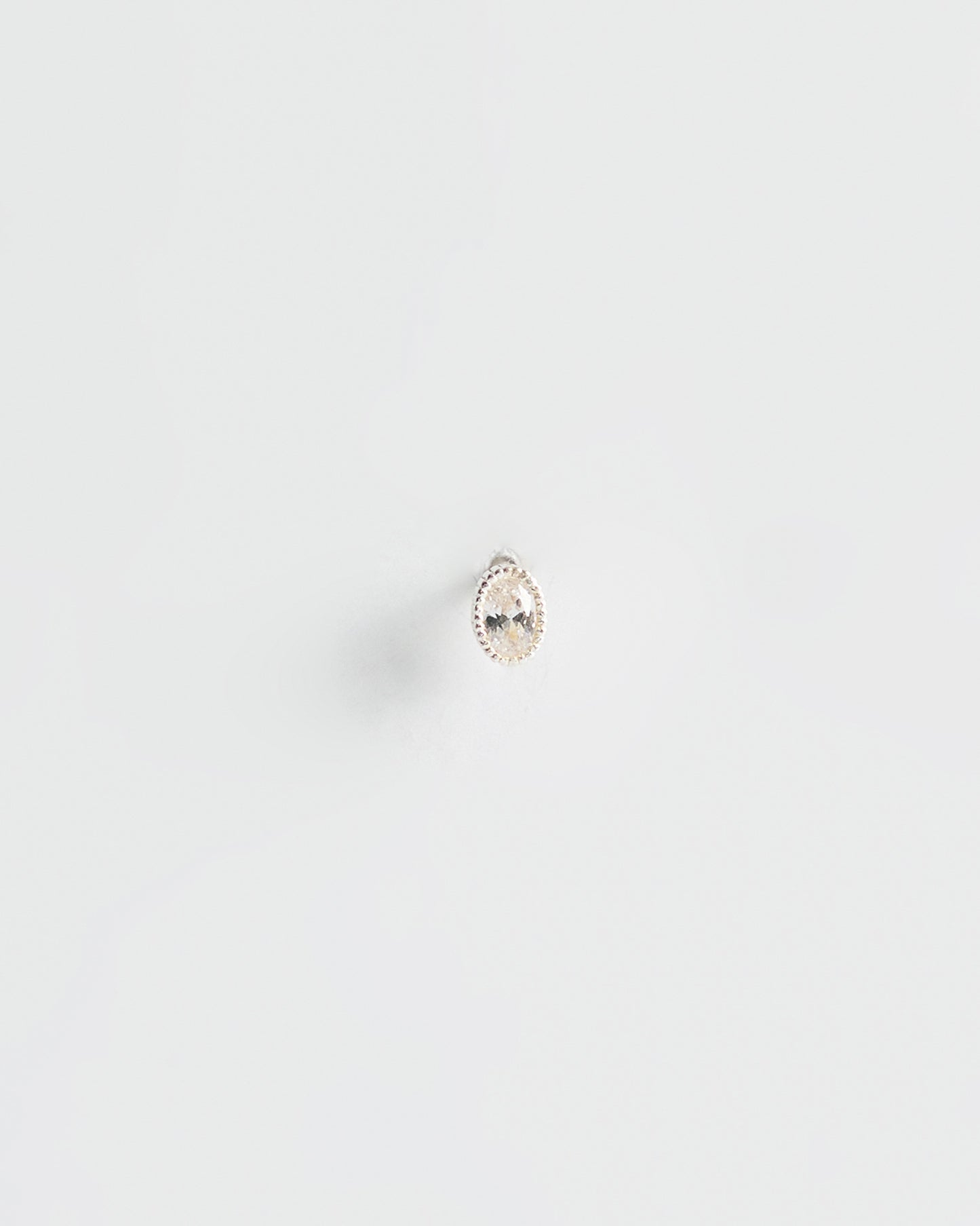 E1016 - daylight pin stud *in stock