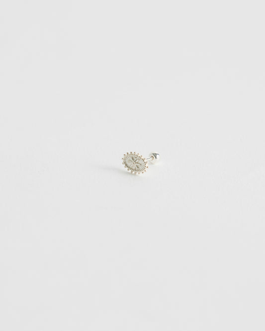 E1039 - baroque oval stud *in stock