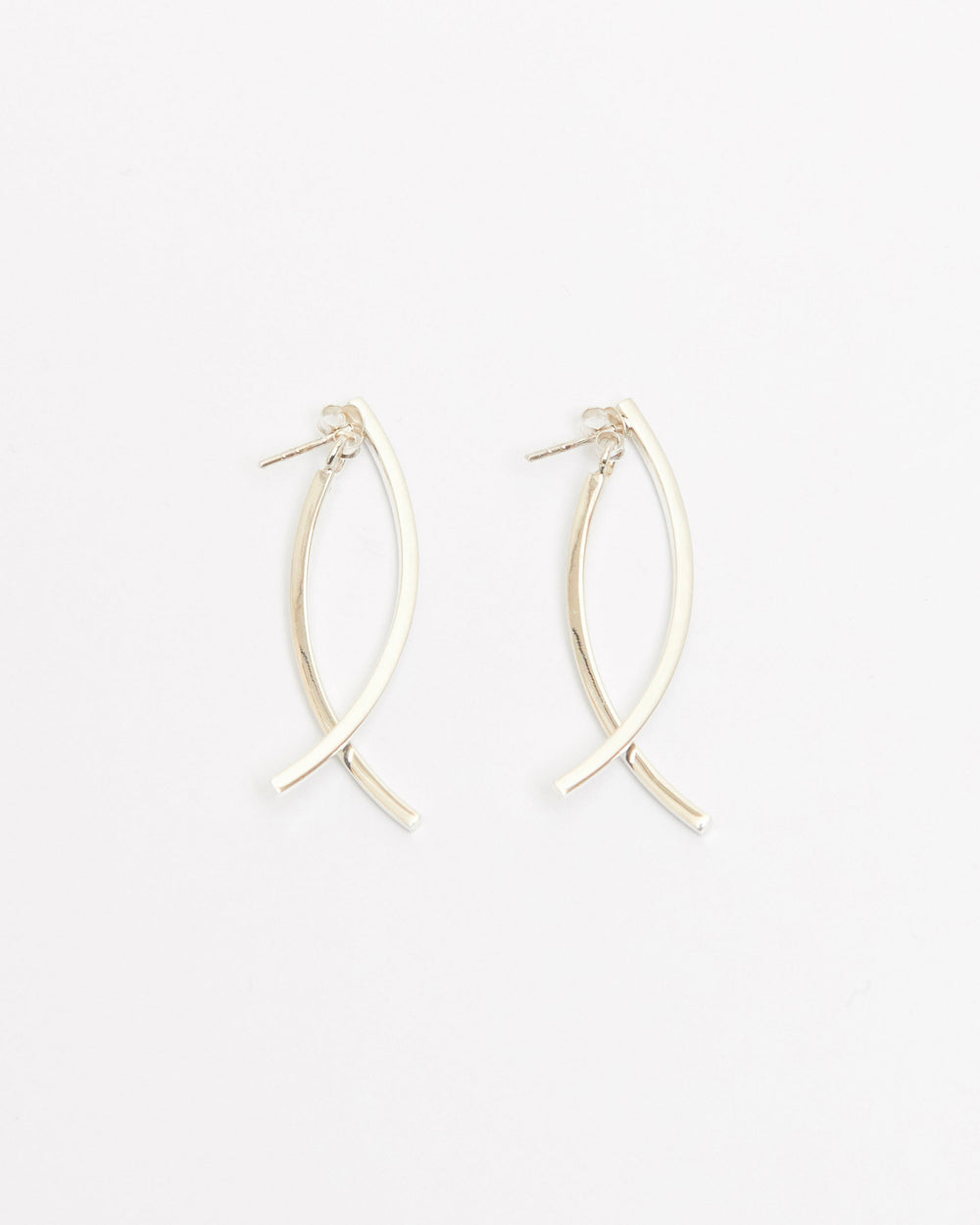 E809 - twist arc hoops