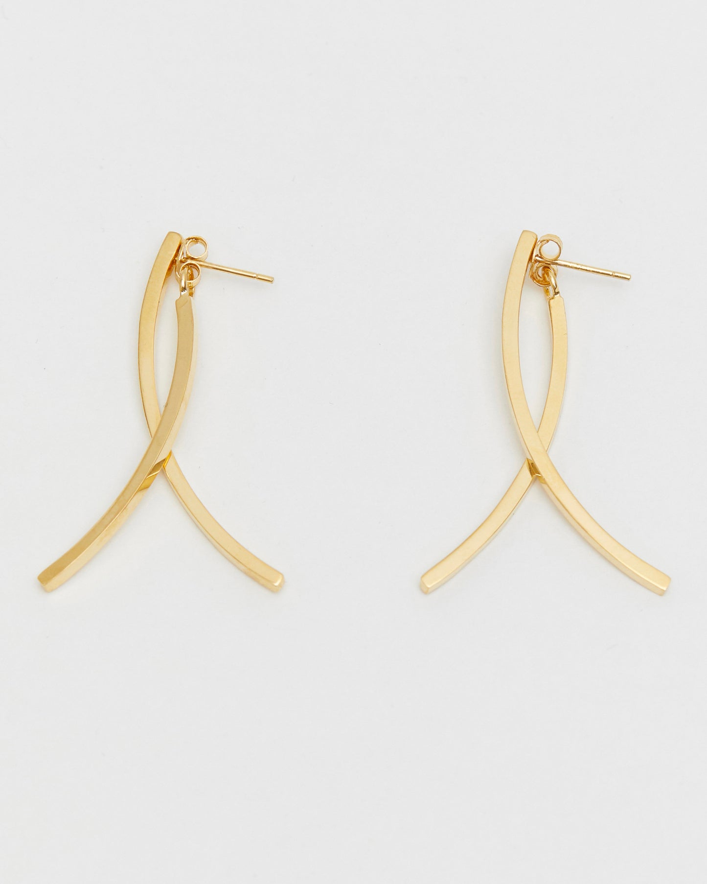 E809 - twist arc hoops