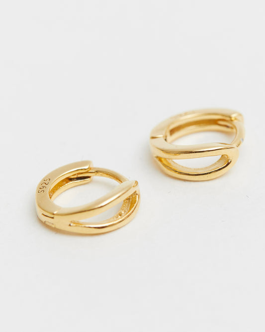 spark click huggie earring – small huggie made for ear stacking | HANNA543