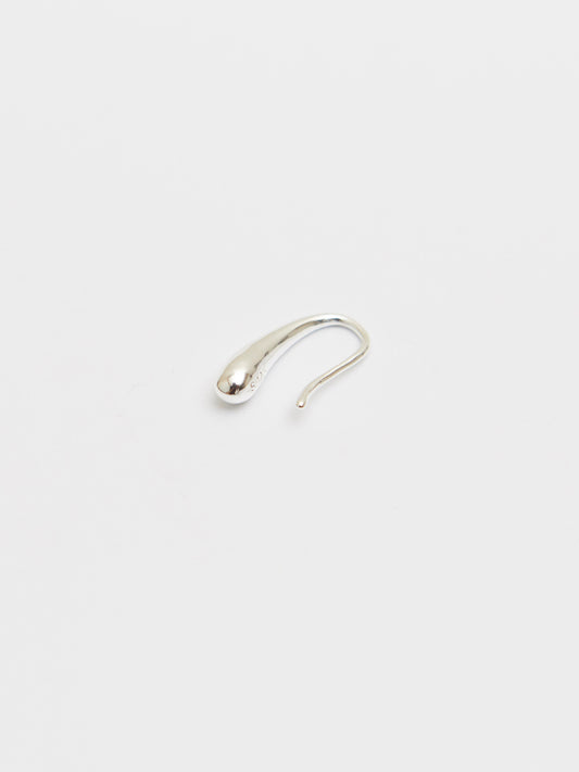 E909S - silver teardrop hooks