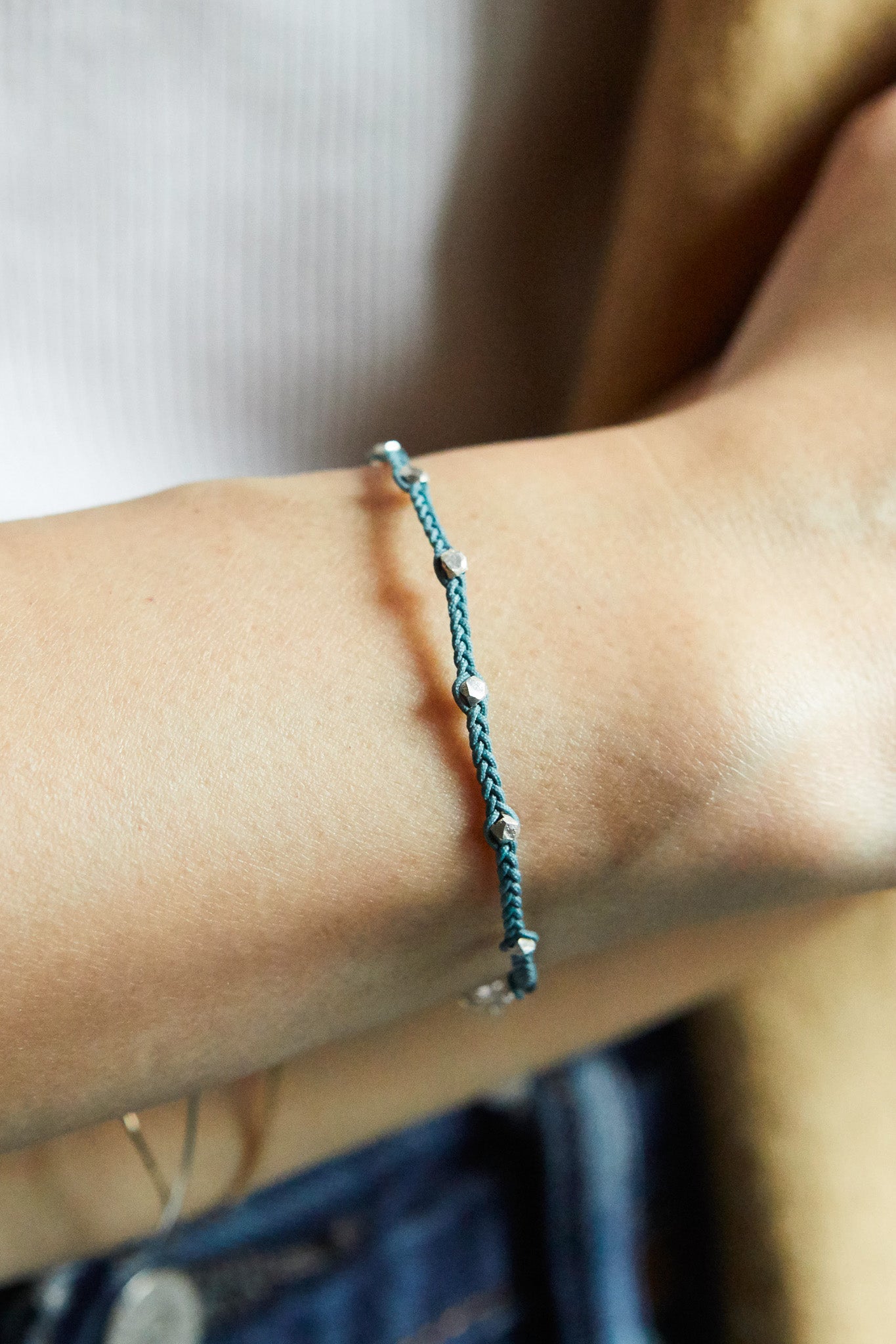 B565 - deep ocean with silver chips bracelet