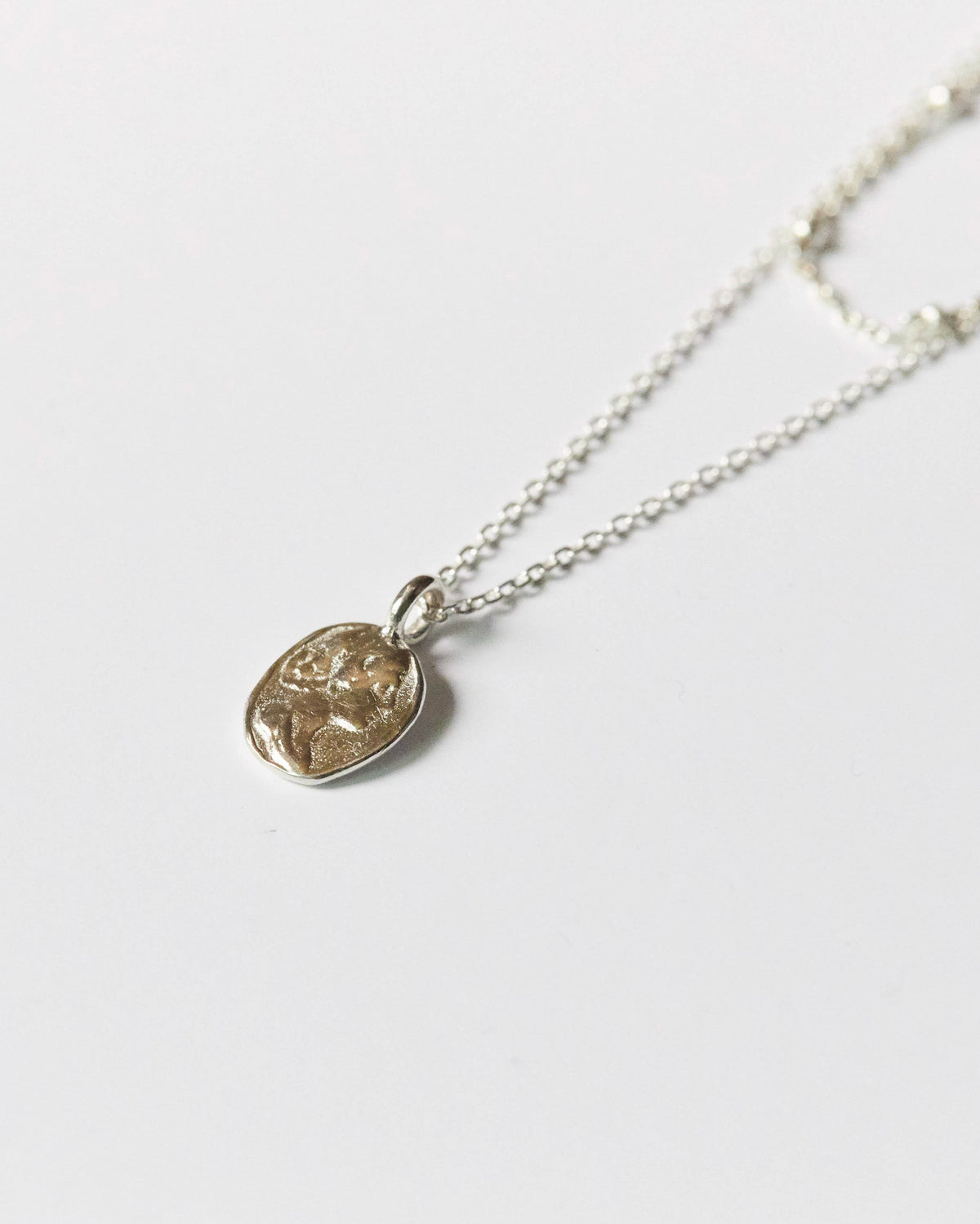 N357 - venus coin double chain