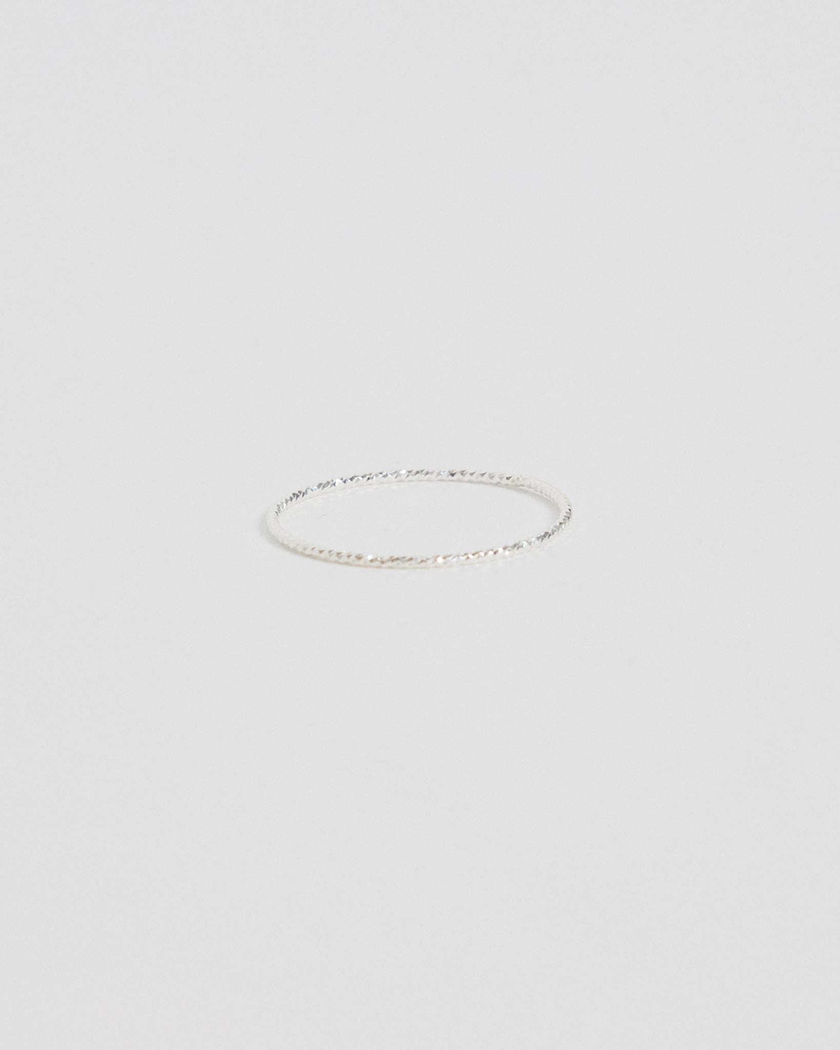 R16 - linked days *in stock