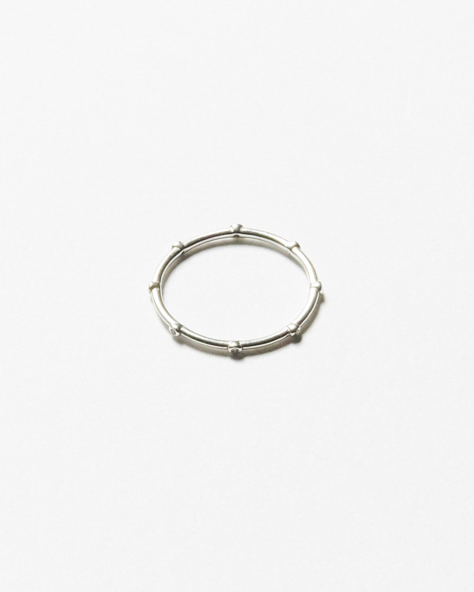 R17 - soft dotted rhythm *in stock