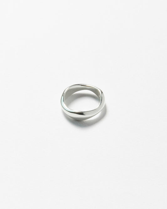 R405 - fluid wave band
