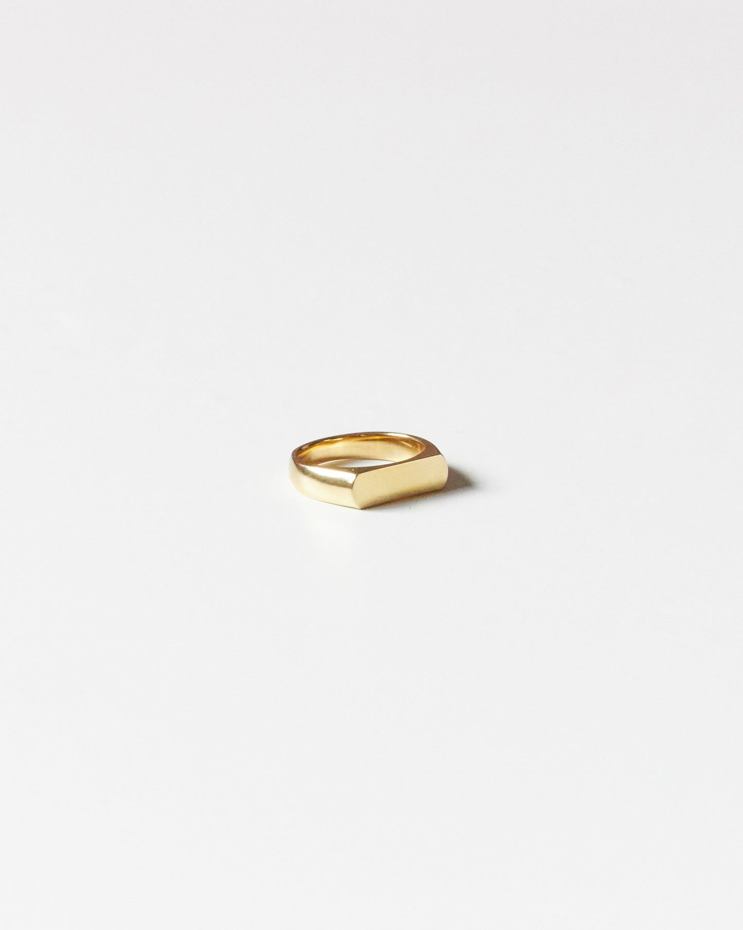 R481 - flat edge band