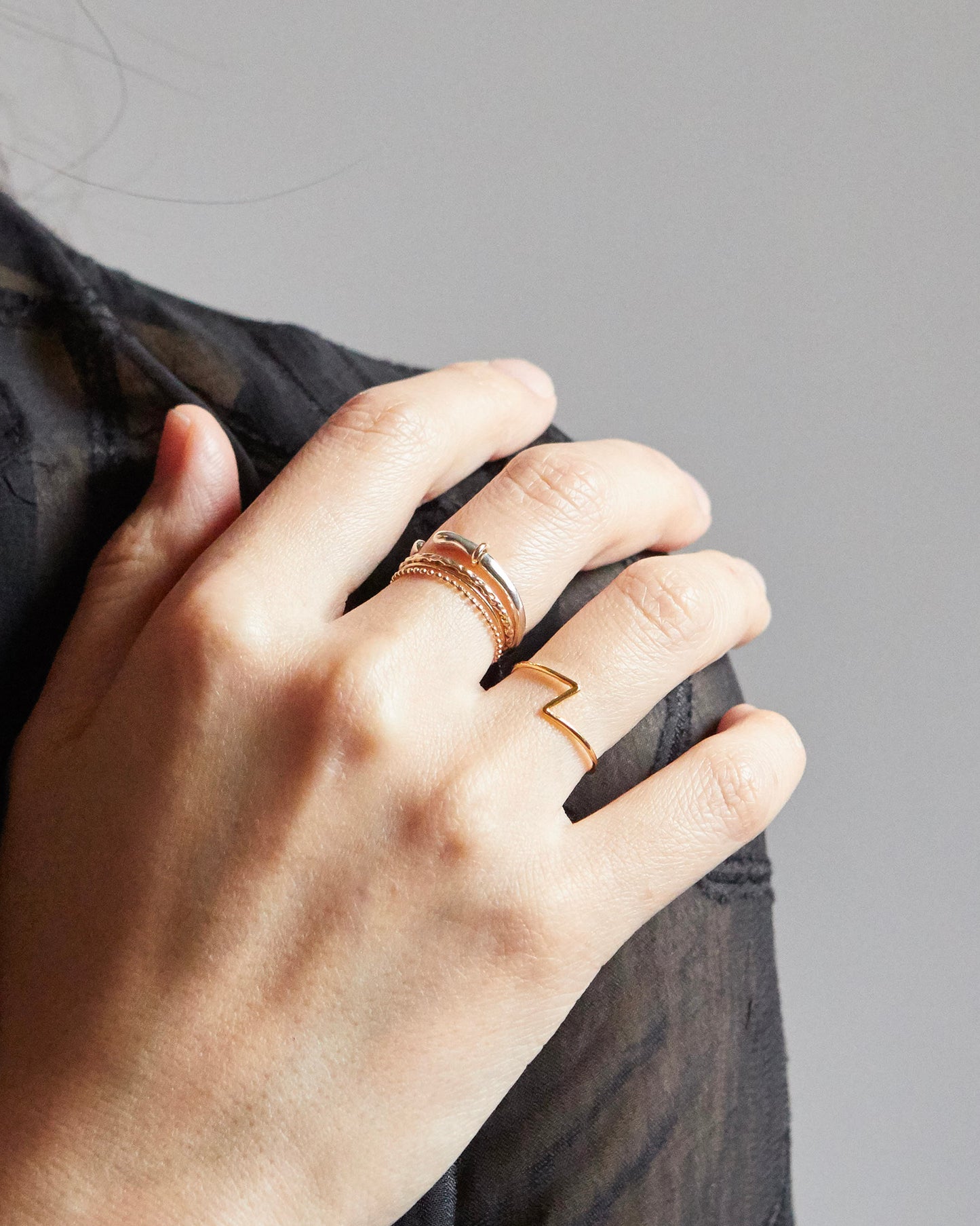 R496 - looped & loose *in stock