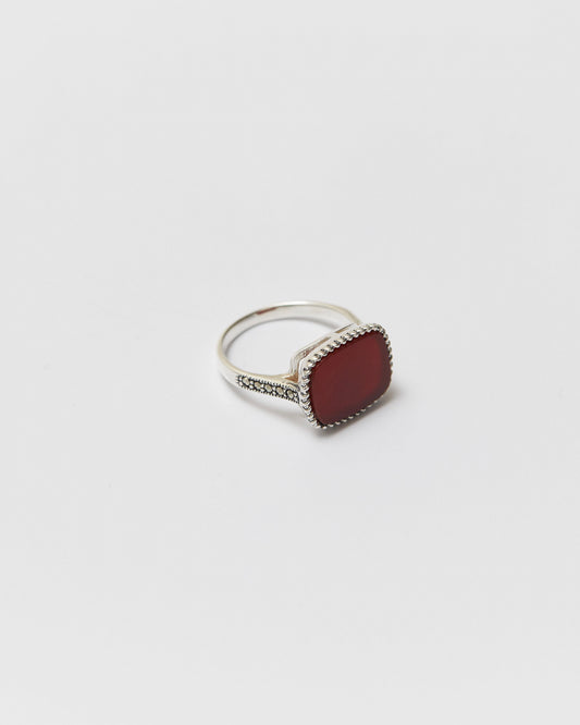 R508 - marcasite signet rope bezel