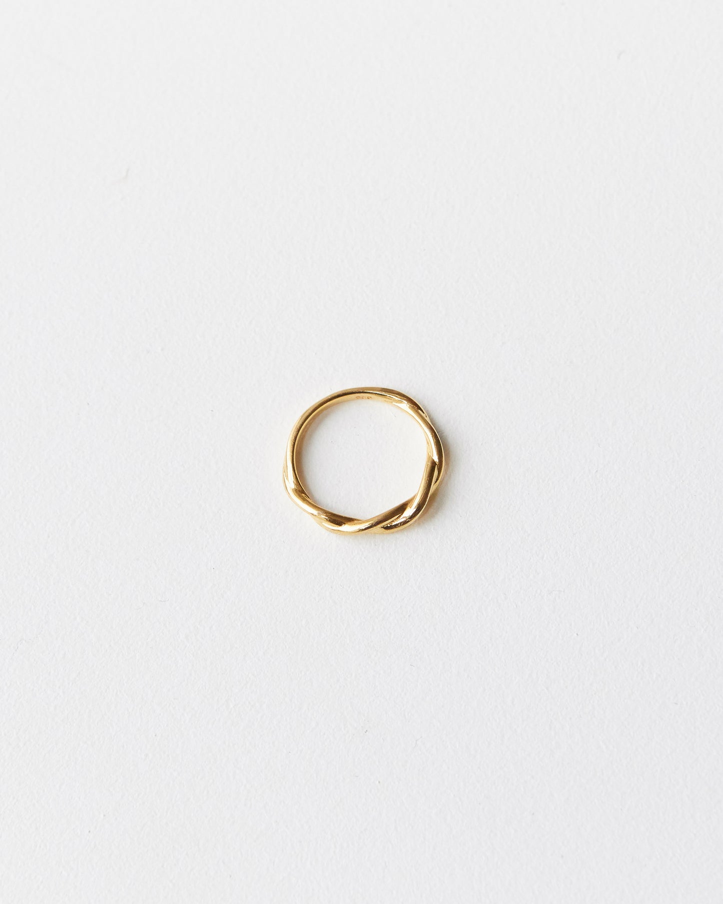 R513 - looped in love *in stock