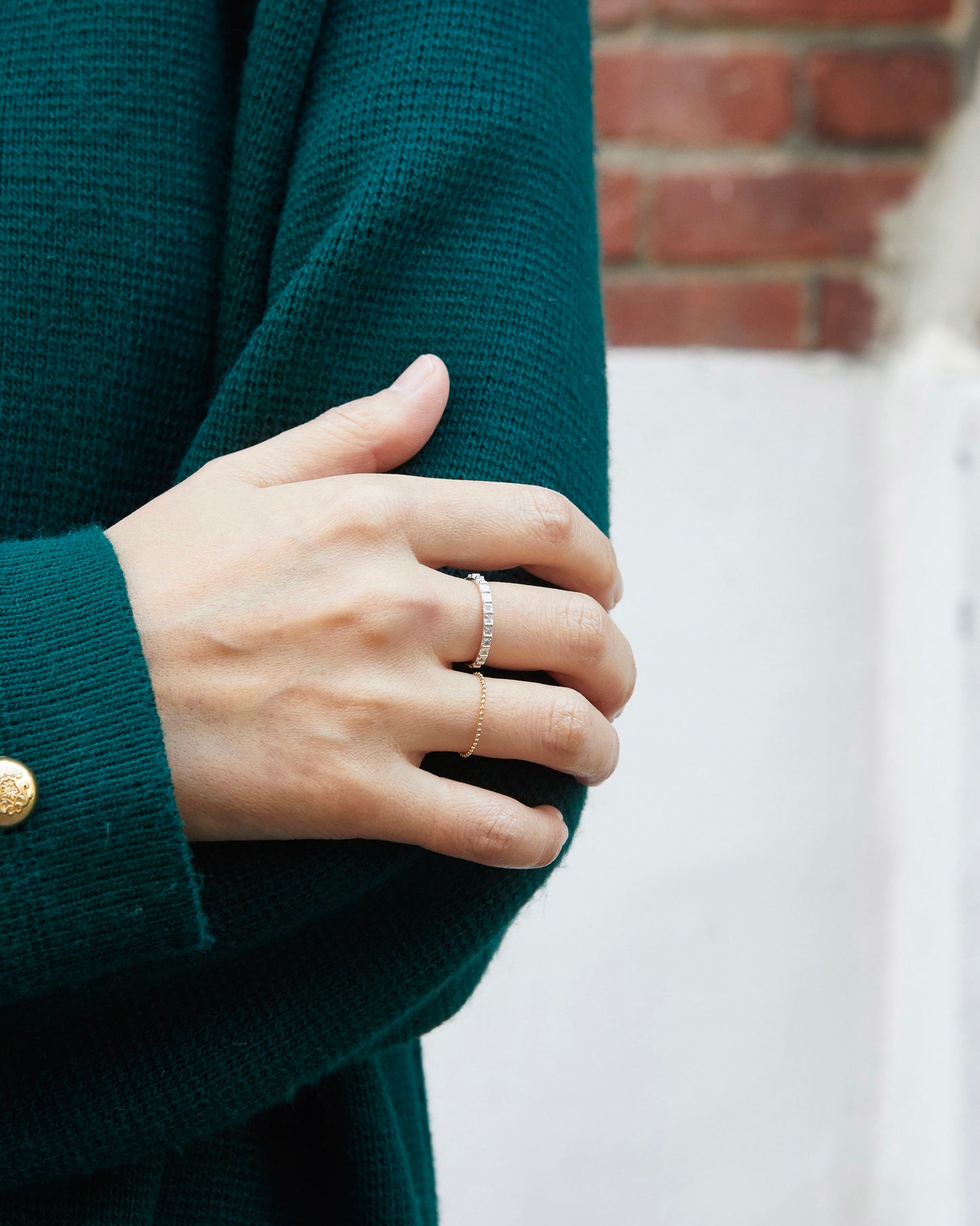 R524 - shine on repeat *in stock