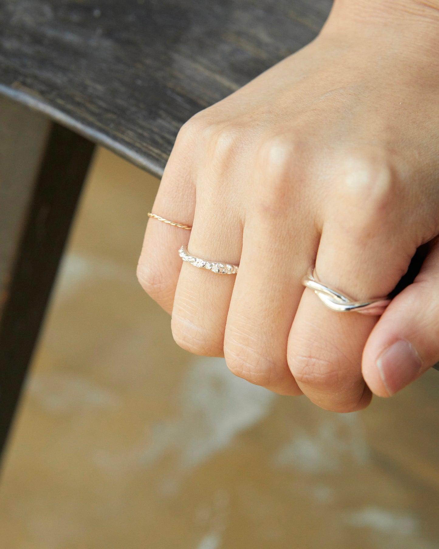 R527 - fractured glow ring *in stock