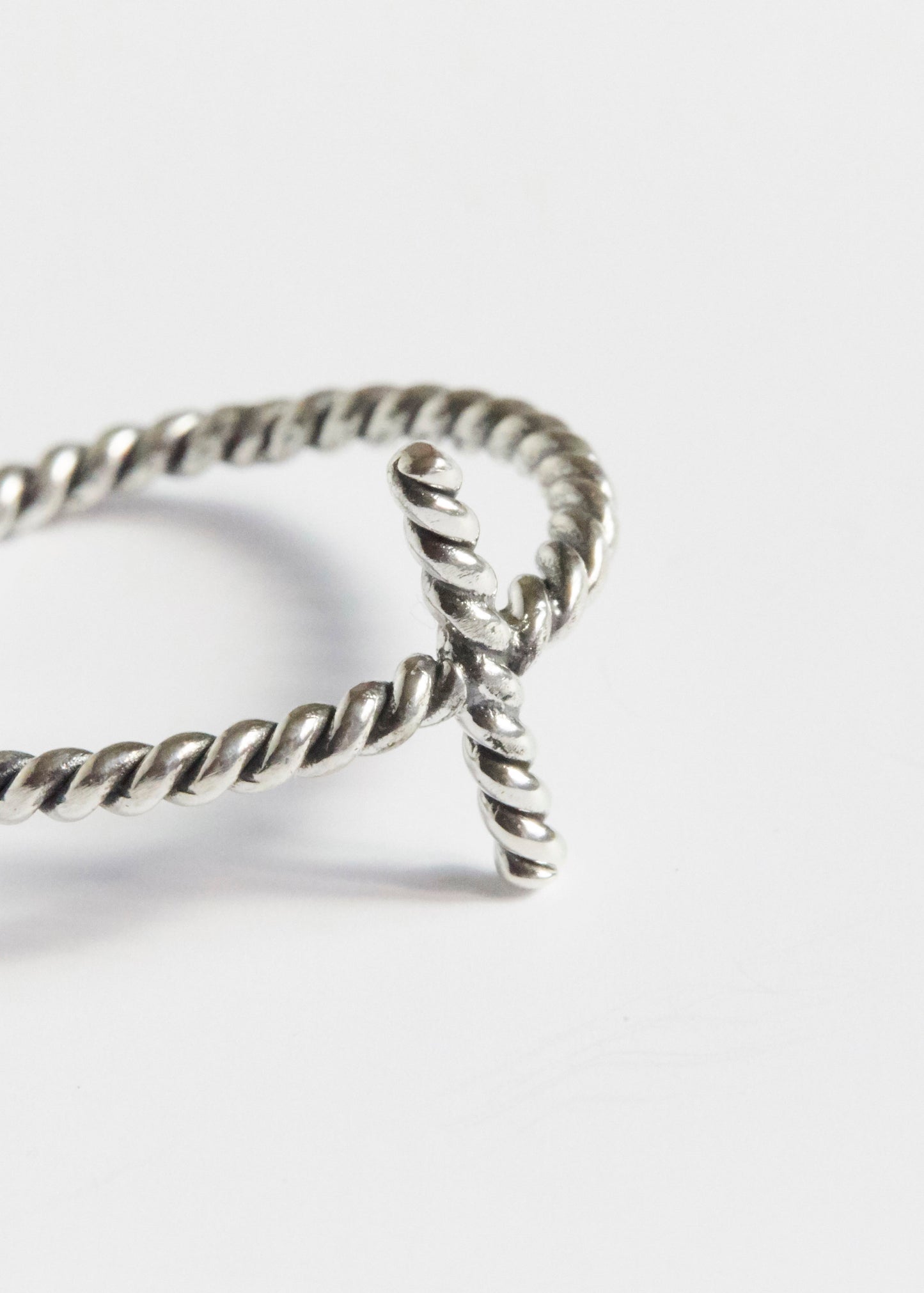 the kind of ring that makes your whole hand feel styled without trying