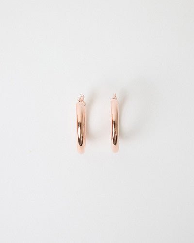 volume click hoop earring – in silver or 18K gold plating | HANNA543
